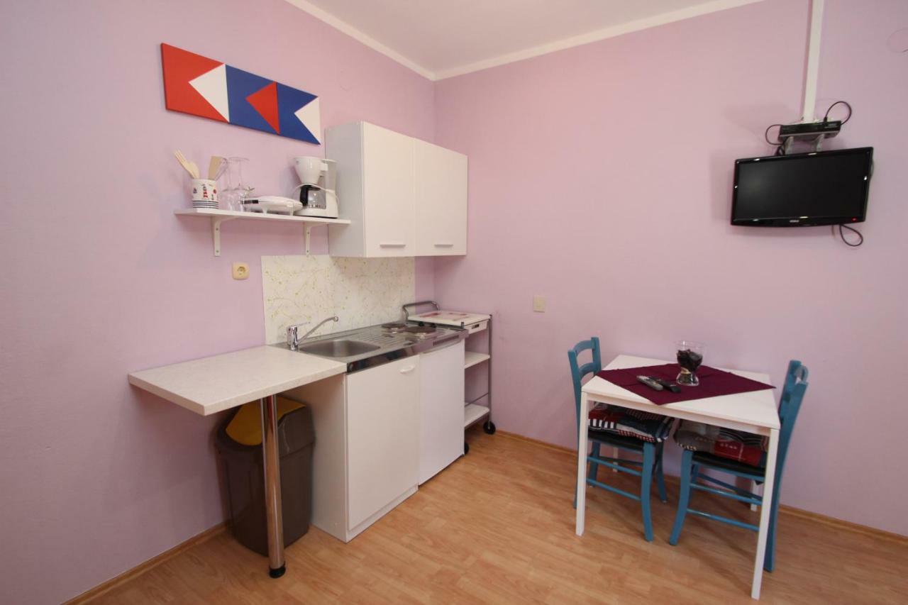 Apartment Sandi Vrsar Eksteriør billede